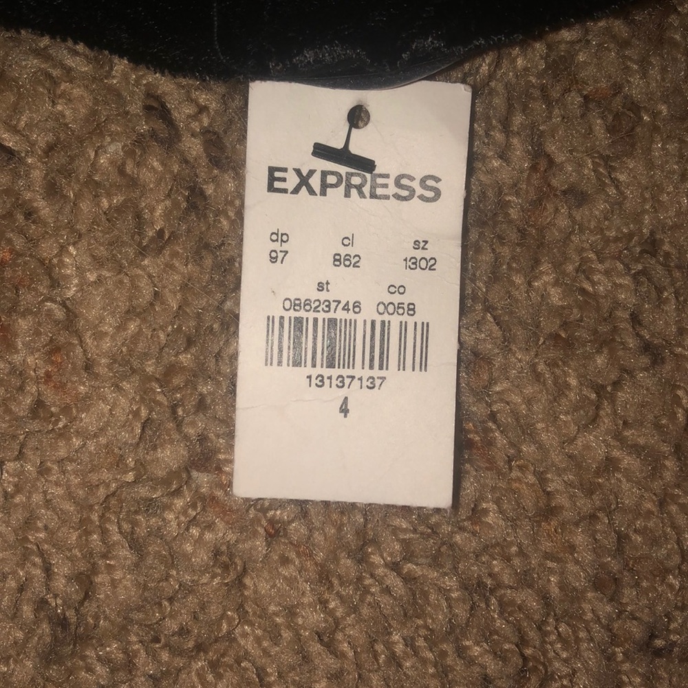 Express shoulder-less top - Picture 2 of 3